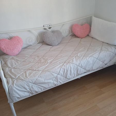 Gallery & Wifi Apartment Navarrete Ngoại thất bức ảnh