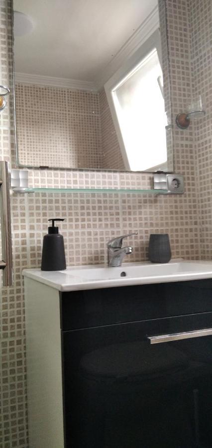 Gallery & Wifi Apartment Navarrete Ngoại thất bức ảnh